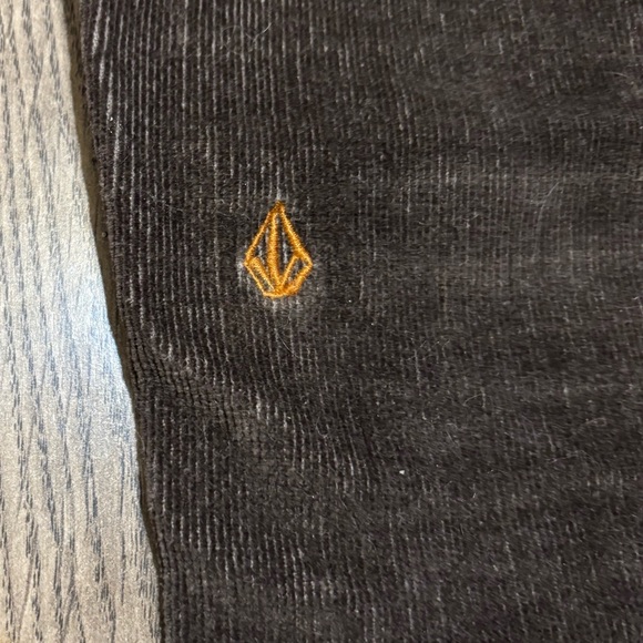 Women’s Volcom size 5 skinny cords - Picture 6 of 13